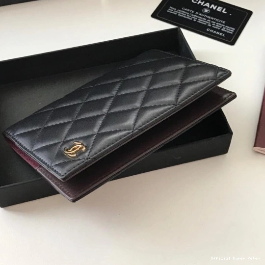 HyperPeter PASSPORT CHANEL HOLDER 0723
